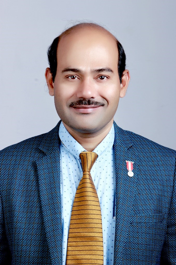 0 Dr. Pandit Palaskar